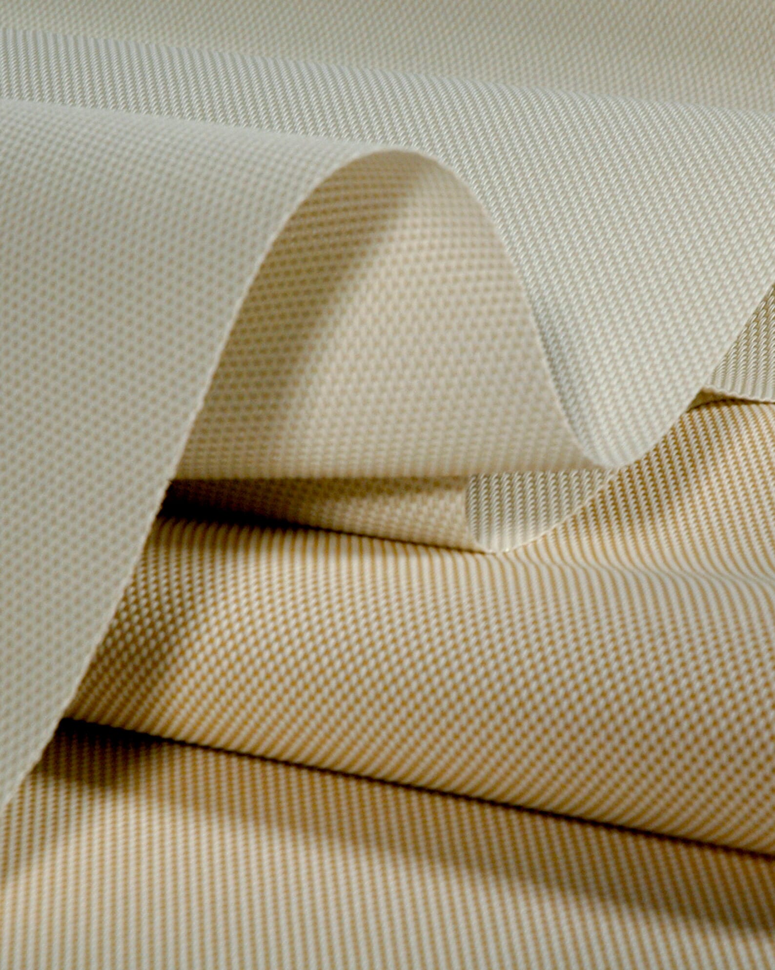 Tejido suelto confeccionado